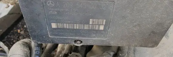 Mercedes-Benz C W203 ABS Pump A2095453032 DP26M16C40 00009425D0