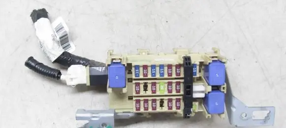 Nissan Pulsar Fuse box set