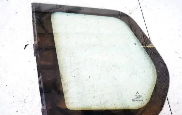 Mitsubishi Space Star Rear side window