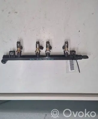 Fiat Fiorino Fuel injector CB261C601715204023