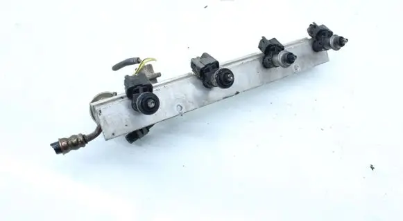 Honda HR-V Fuel main line pipe