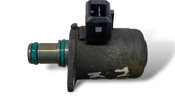 Mercedes-Benz E W211 Hydraulic servotronic pressure valve A00010921002