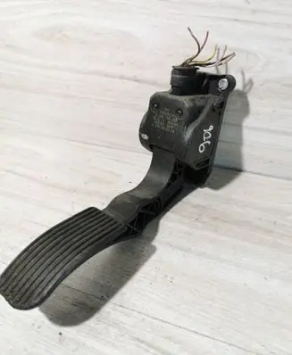 Mercedes-Benz Sprinter W906 Accelerator throttle pedal 0280755025 ZGS013Q018 A9063000304