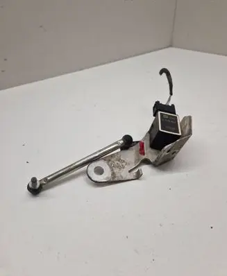 BMW 5 E60 E61 Headlight/headlamp level sensor 6778809