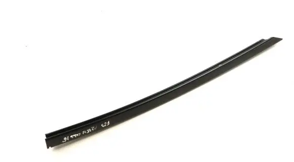 BMW 2 F22 F23 Front door glass trim molding 7358451