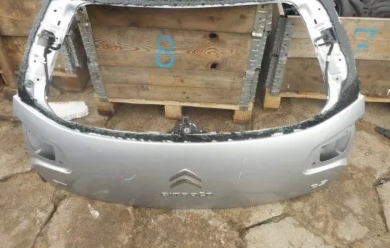 Tailgate/trunk/boot lid