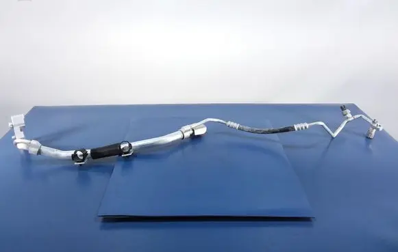 BMW X7 G07 Air conditioning (A/C) pipe/hose 9461984
