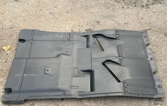 Fiat Ducato Engine splash shield/under tray 1369364080