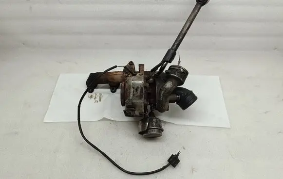 Volkswagen PASSAT B6 Turbo 03G253014M 710028460 BV39A0072