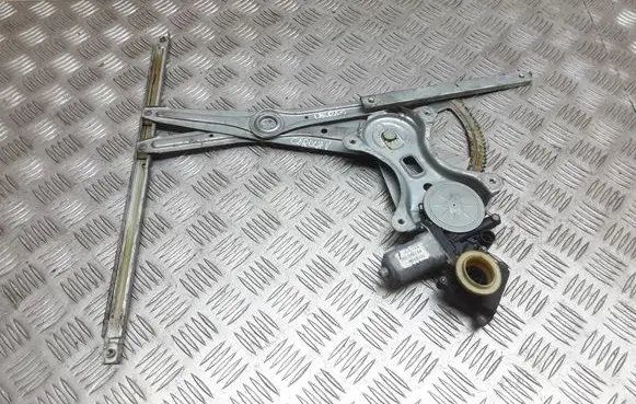 Toyota Corolla Verso AR10 Rear door window regulator motor 997250100
