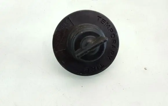 Honda Accord Spare wheel bolt 