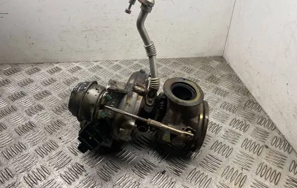 BMW 7 F01 F02 F03 F04 Turbo 7576985