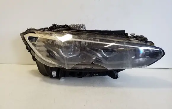 BMW i4 Headlight/headlamp 5A19354