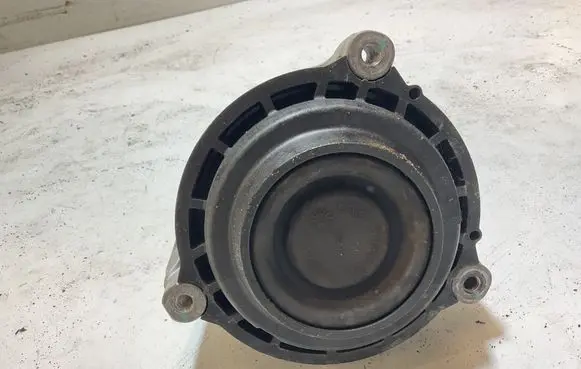 BMW 3 G20 G21 Engine mount bracket 6860497 00319226 17276810