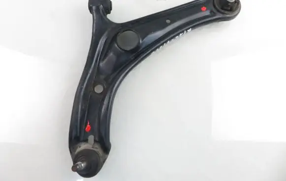 Toyota Yaris Front control arm