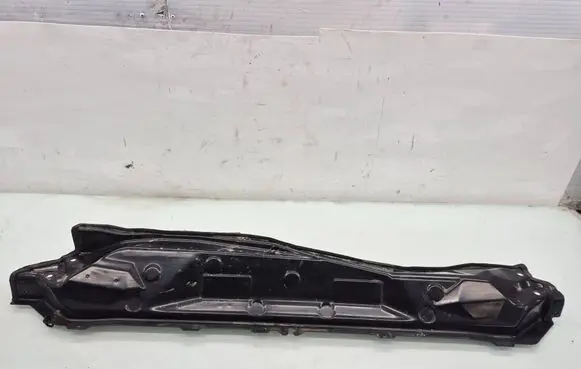 Nissan Rogue Wiper trim 663184CC0A