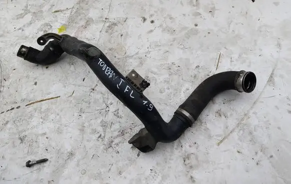 Volkswagen Touran I Intercooler hose/pipe 3C0145840H