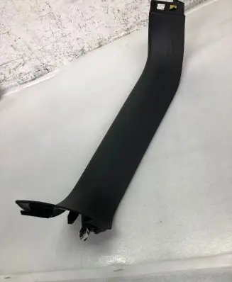 Volkswagen Touran III Tailgate/trunk upper cover trim 5ta867703b