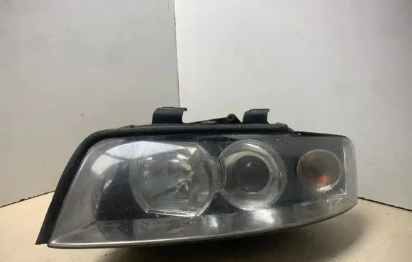 Audi A4 S4 B6 8E 8H Headlight/headlamp 8E0941003AQ 8931