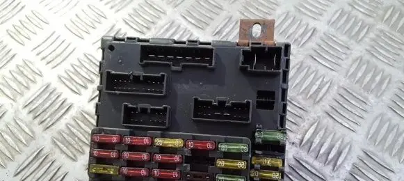 Alfa Romeo 156 Fuse box set 46447809 A223