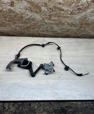 Mercedes-Benz CLS C257 Rear air suspension level height sensor A0009053704 6200 190118