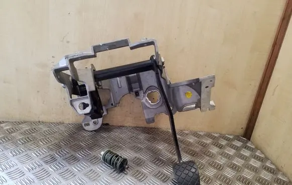 Audi A5 8T 8F Pedal assembly 8K2721140 8K2721117