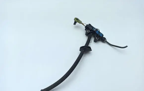 BMW Z4 E85 E86 Clutch master cylinder 21526758822 6758822