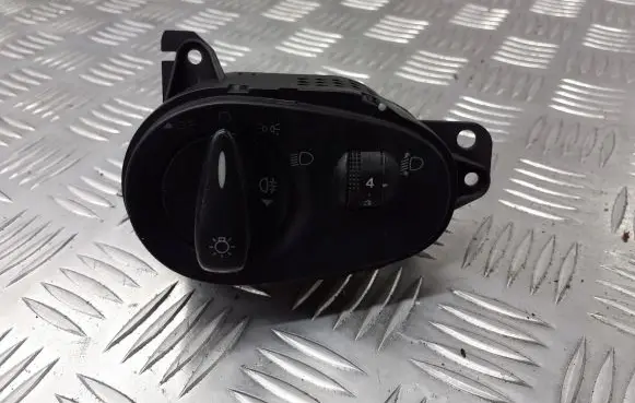 Ford Focus Light switch 98AG-13A024-CH