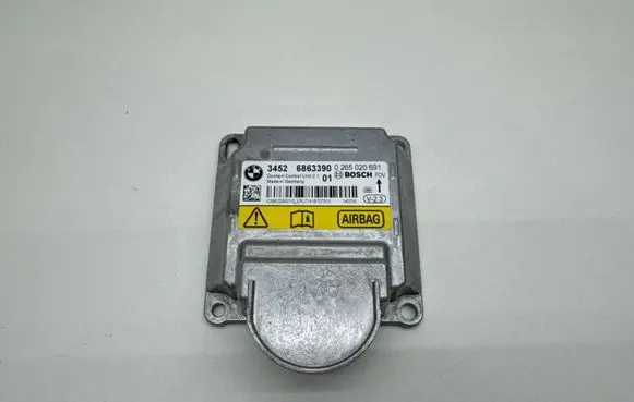 BMW 4 F32 F33 Airbag control unit/module 6863390