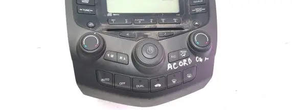 Honda Accord Radio/CD/DVD/GPS head unit 39050-SEA-G110-M1