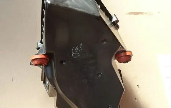 Air filter box