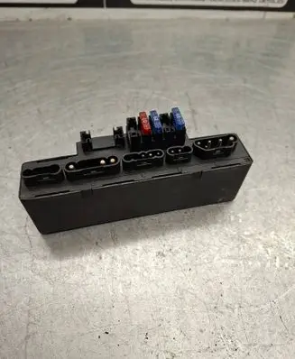 Mercedes-Benz E W210 Fuse module A2105400372