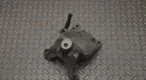 Audi A4 S4 B9 8W Engine mounting bracket 8W0199308R
