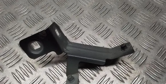 Porsche Cayenne (92A) Fender mounting bracket 7P5805603A