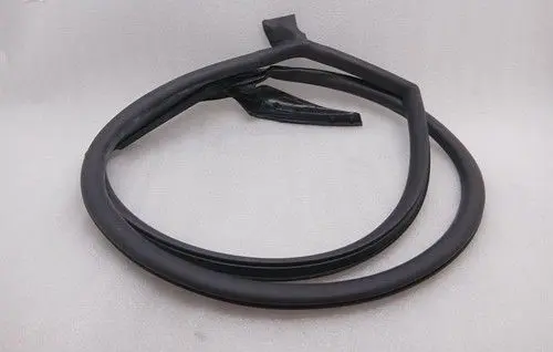 Lamborghini LP 640-4 Front door rubber seal 4T8831707B
