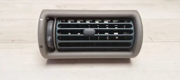 Land Rover Freelander Dashboard side air vent grill/cover trim MWC4078