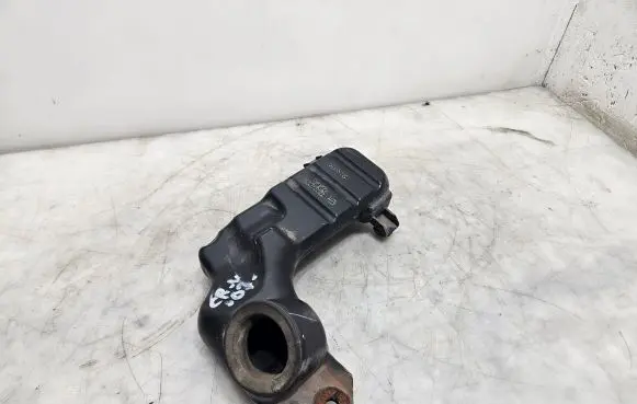 Intake resonator
