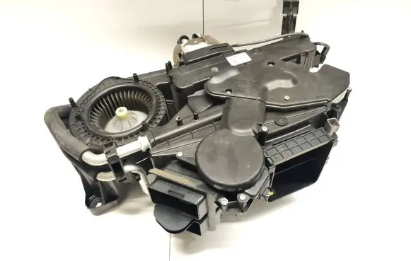 Land Rover Range Rover L405 Interior heater climate box assembly HY3218D283AA MF4432705291