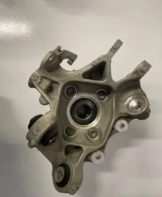 BMW i4 Rear wheel hub 6893273 LM11