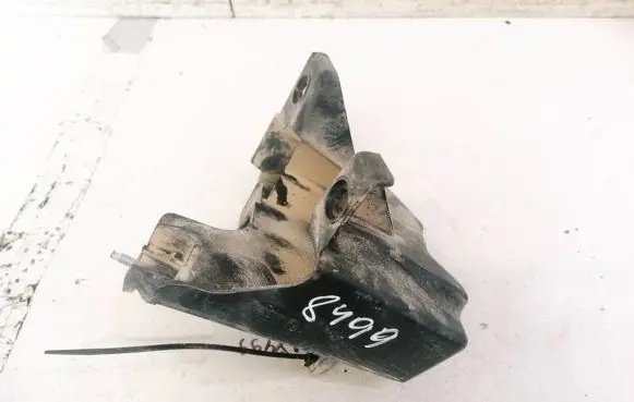 Citroen C4 I Front bumper mounting bracket 9652703580