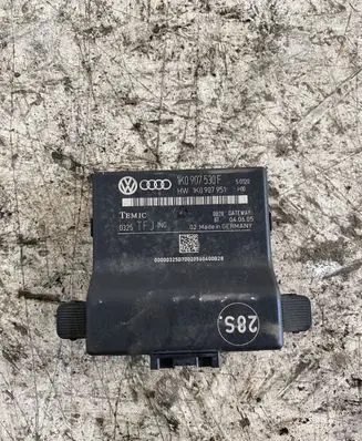 Volkswagen Touran I Gateway control module