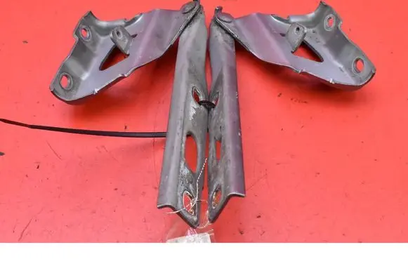 Audi A5 8T 8F Engine bonnet/hood hinges 8T0823301D
