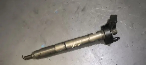 Audi A4 S4 B7 8E 8H Fuel injector 059130277AB 0445115037