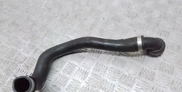 Volvo XC90 Engine coolant pipe/hose 31439753