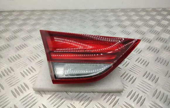 Hyundai i30 Tailgate rear/tail lights 92403G4