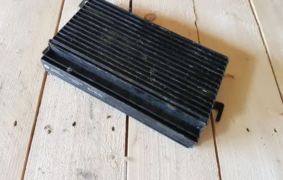 Jeep Grand Cherokee (WJ) Sound amplifier 56038407AD