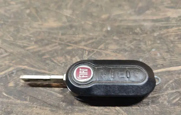 Fiat Doblo Ignition key/card 