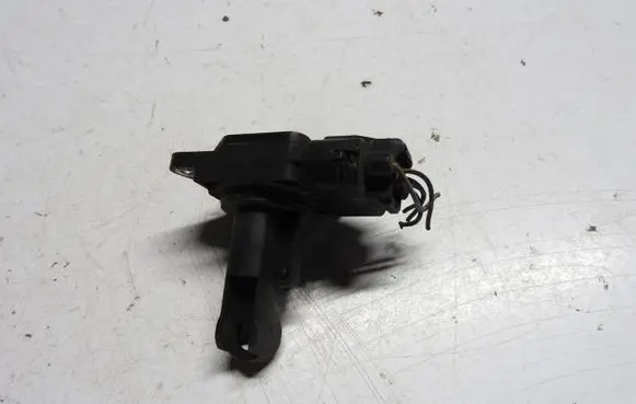 Suzuki SX4 Mass air flow meter 197400-2230 63J0 11J29