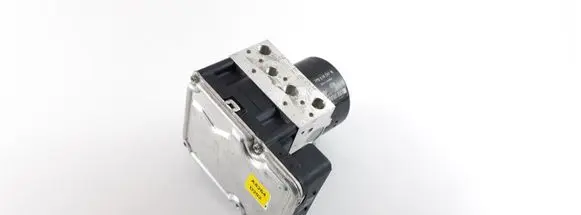 Porsche Cayenne (92A) ABS Pump 7P0907379R 7P0614517R
