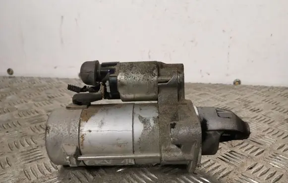 Honda CR-V Starter motor 4280008210